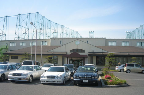 浜寺ロングゴルフ　施設案内　施設案内 
